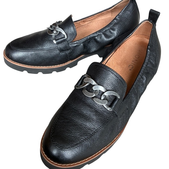 Vionic Cynthia Leather Loafer Chunky Chain Detail Black Leather Size 8 - Picture 5 of 11